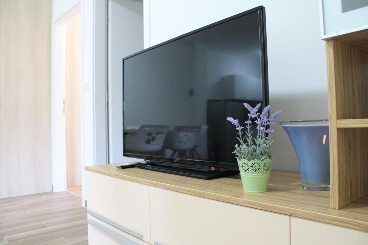 Apartmani Matea Cres Kültér fotó