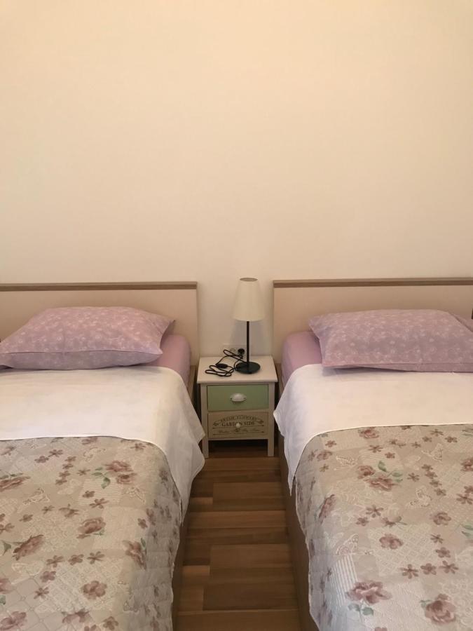 Apartmani Matea Cres Kültér fotó