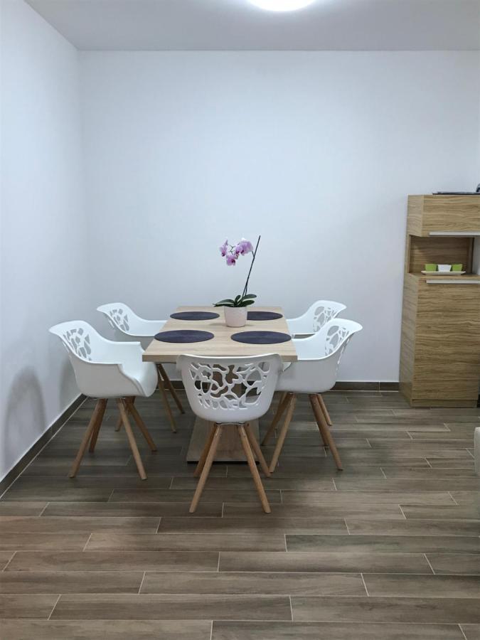 Apartmani Matea Cres Kültér fotó
