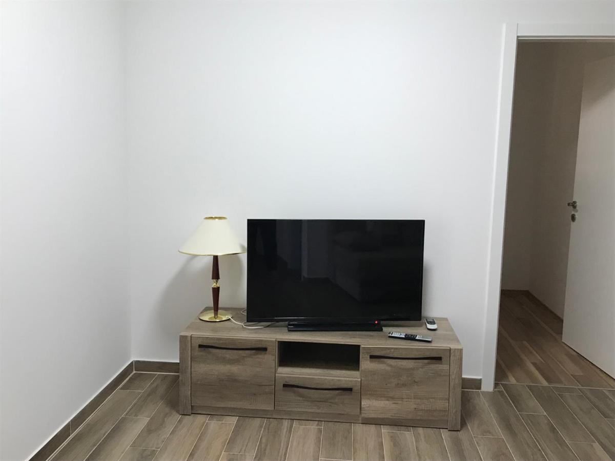 Apartmani Matea Cres Kültér fotó